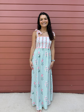 Off White Lace Trim Flutter Sleeve Poplin Midi Dress